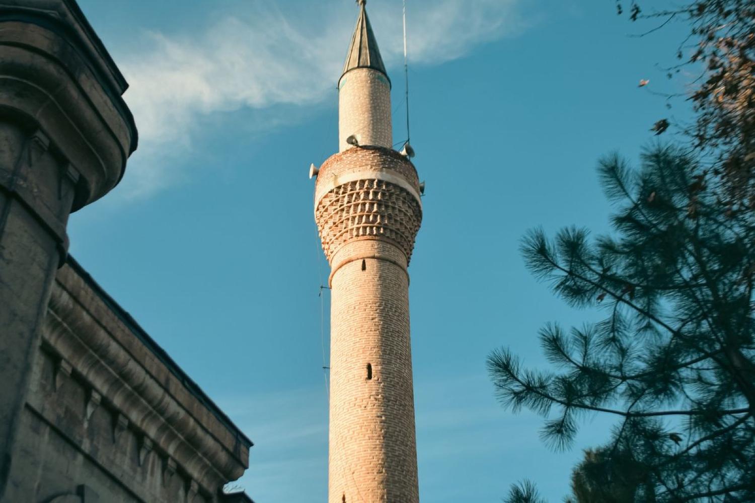 حلال وصلاة